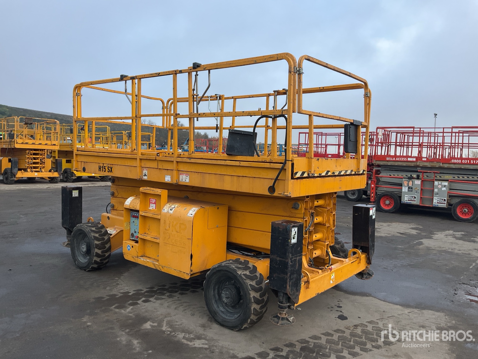 General Appearance with Picture, Right Front Corner