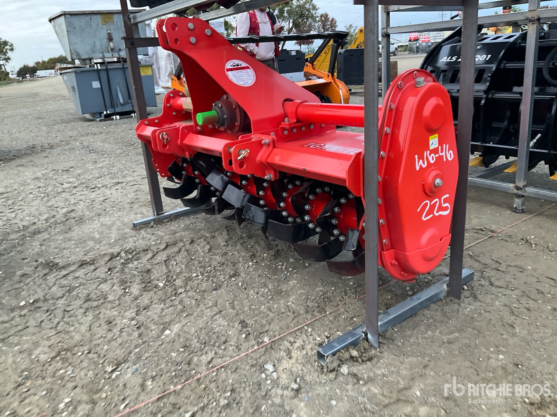 General Appearance with Picture, Left Front Corner