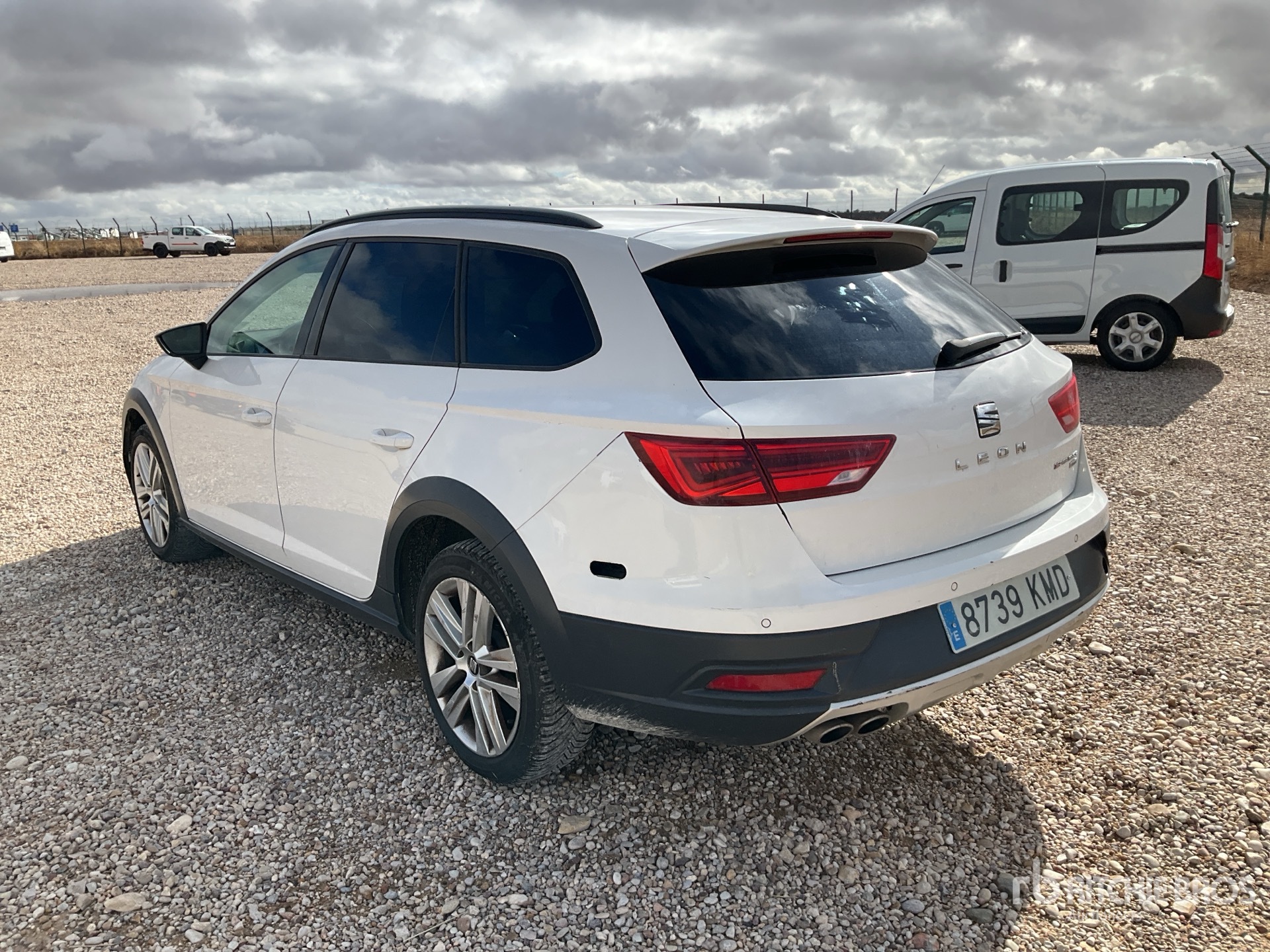 General Appearance with Picture, Left Rear Corner