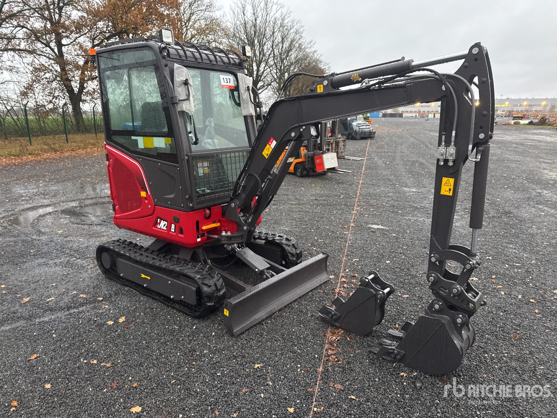 General Appearance with Image, coin avant droit