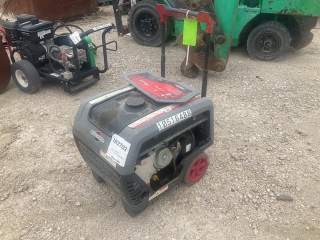 2022 Briggs & Stratton Q6500 Portable Generator Set