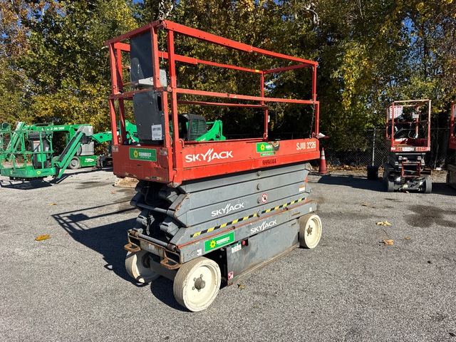 2015 Skyjack SJIII3226 Electric Scissor Lift