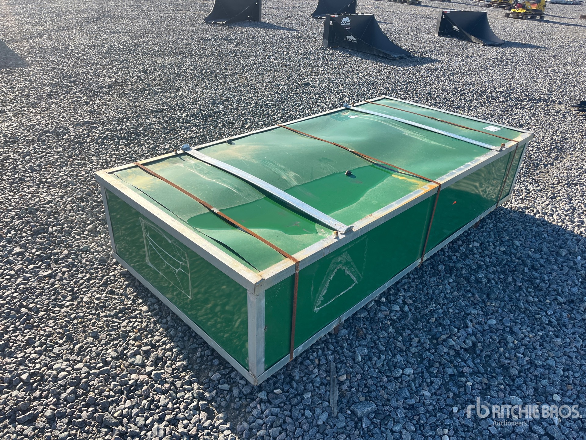 General Appearance with Image, coin arrière droit