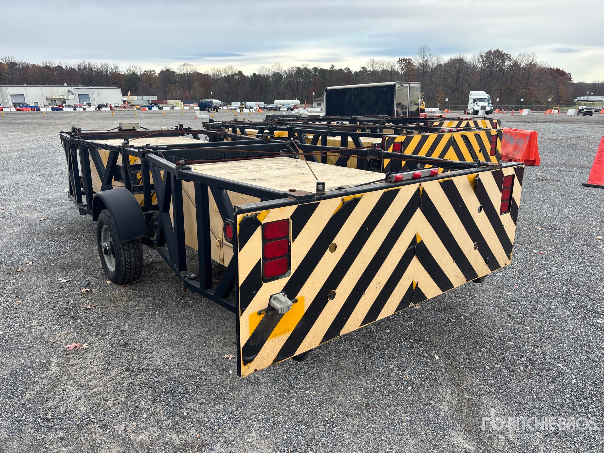 General Appearance with Imagen: esquina trasera izquierda