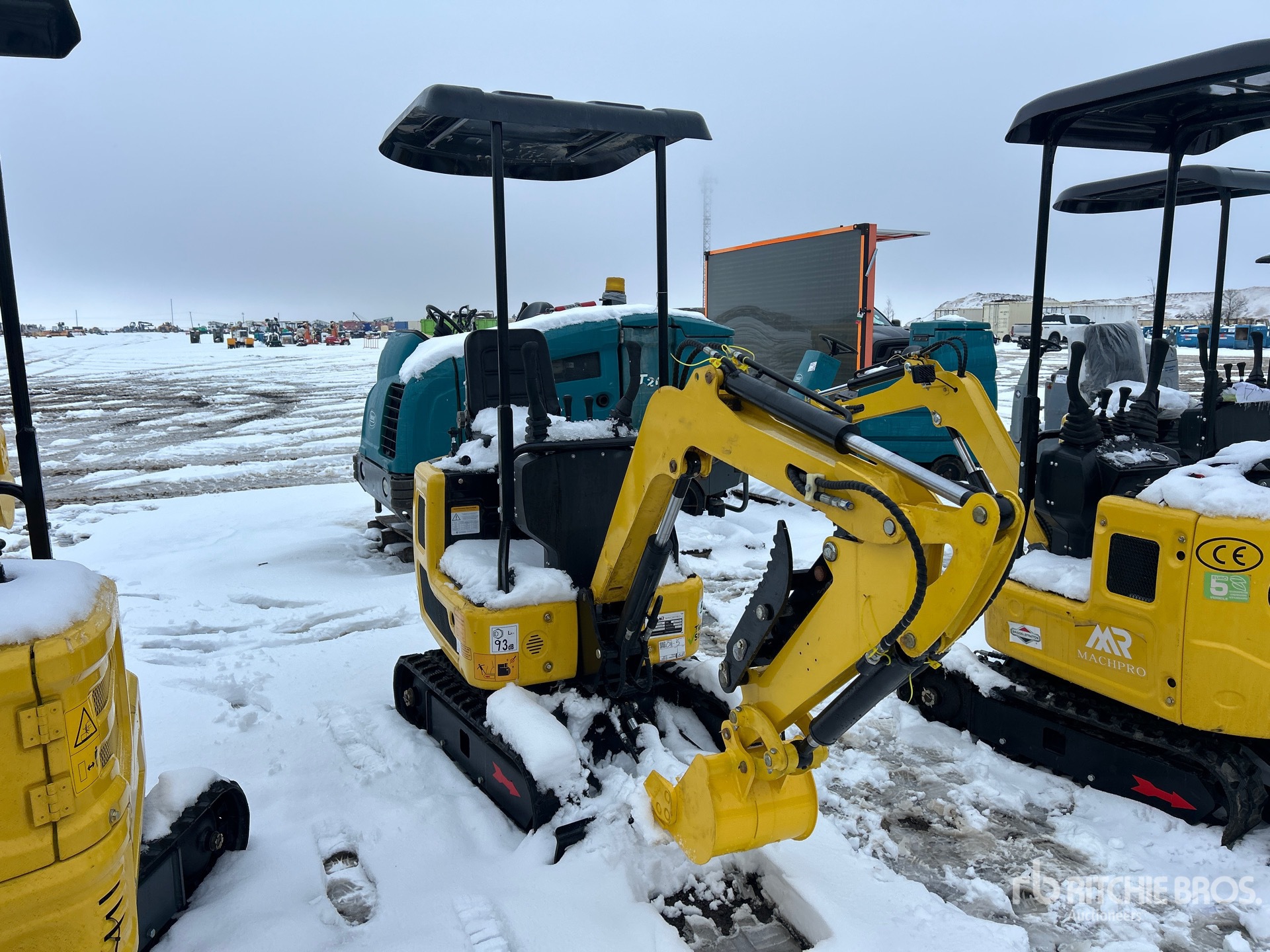 General Appearance with Image, coin avant droit