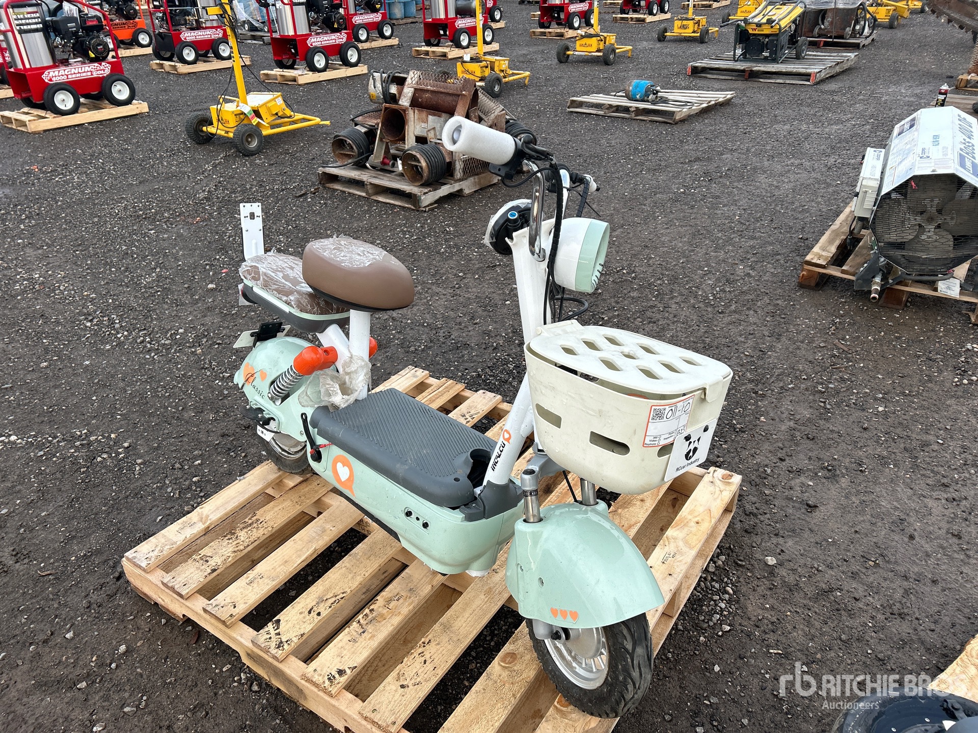 General Appearance with Foto, angolo anteriore destro