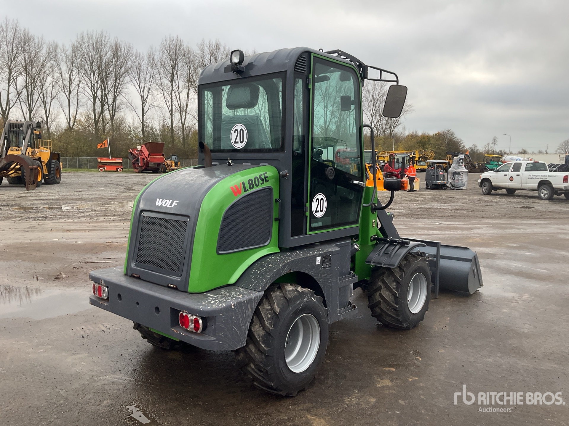 General Appearance with Picture, Right Rear Corner