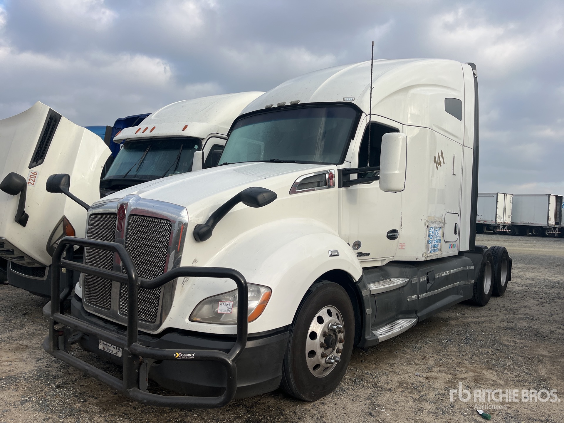 General Appearance with Picture, Left Front Corner