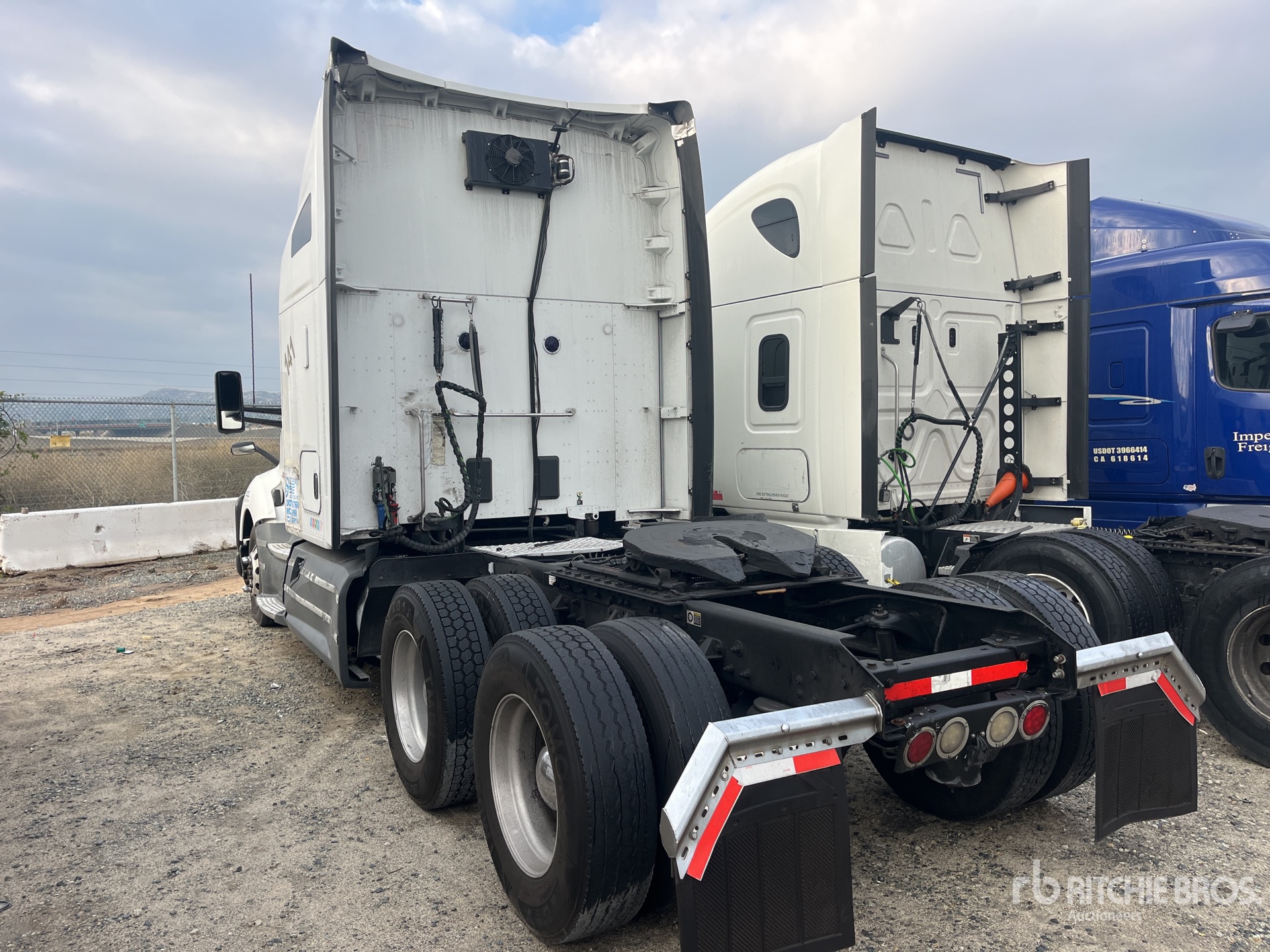 General Appearance with Picture, Left Rear Corner