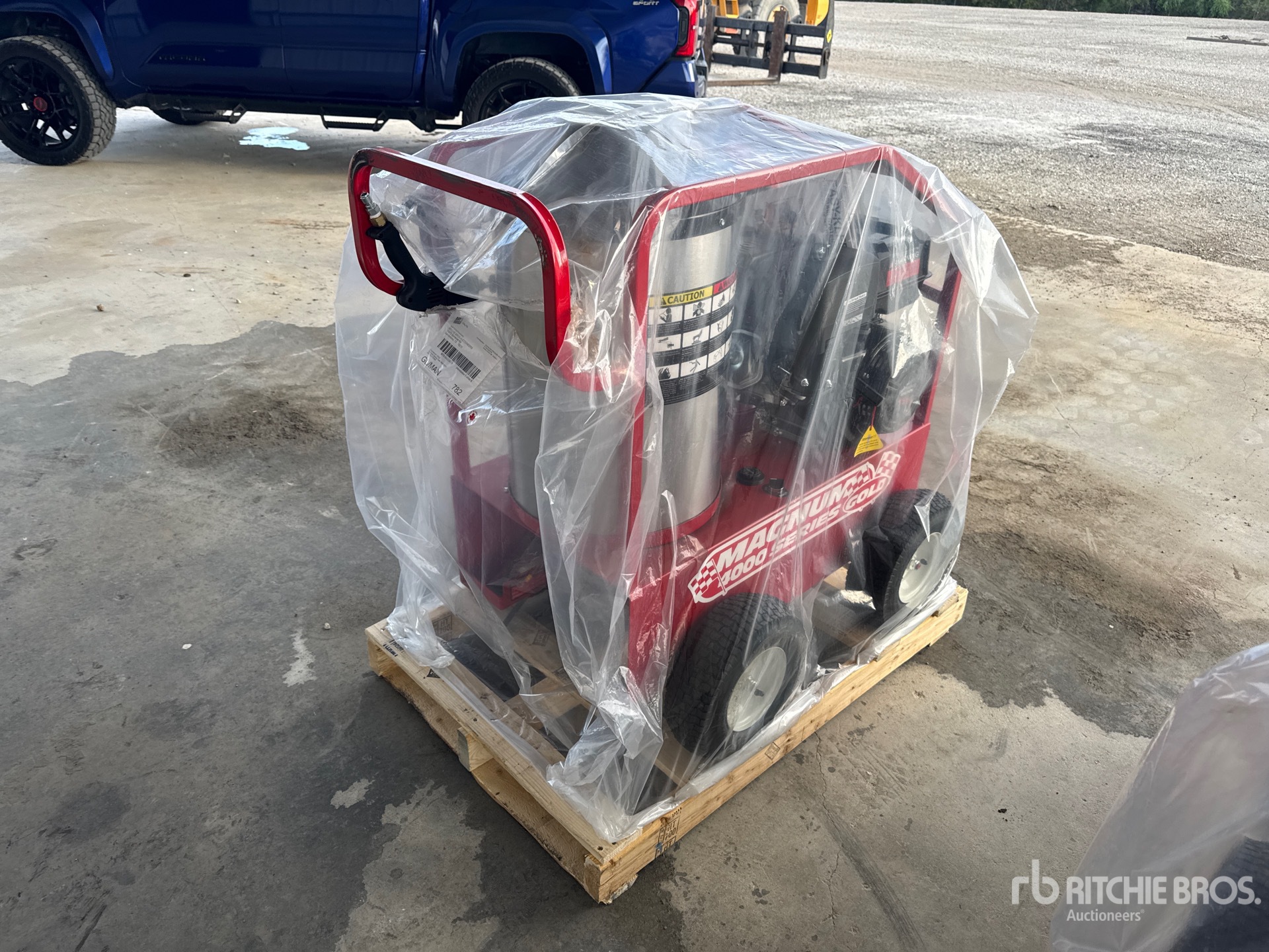 General Appearance with Foto, angolo anteriore sinistro