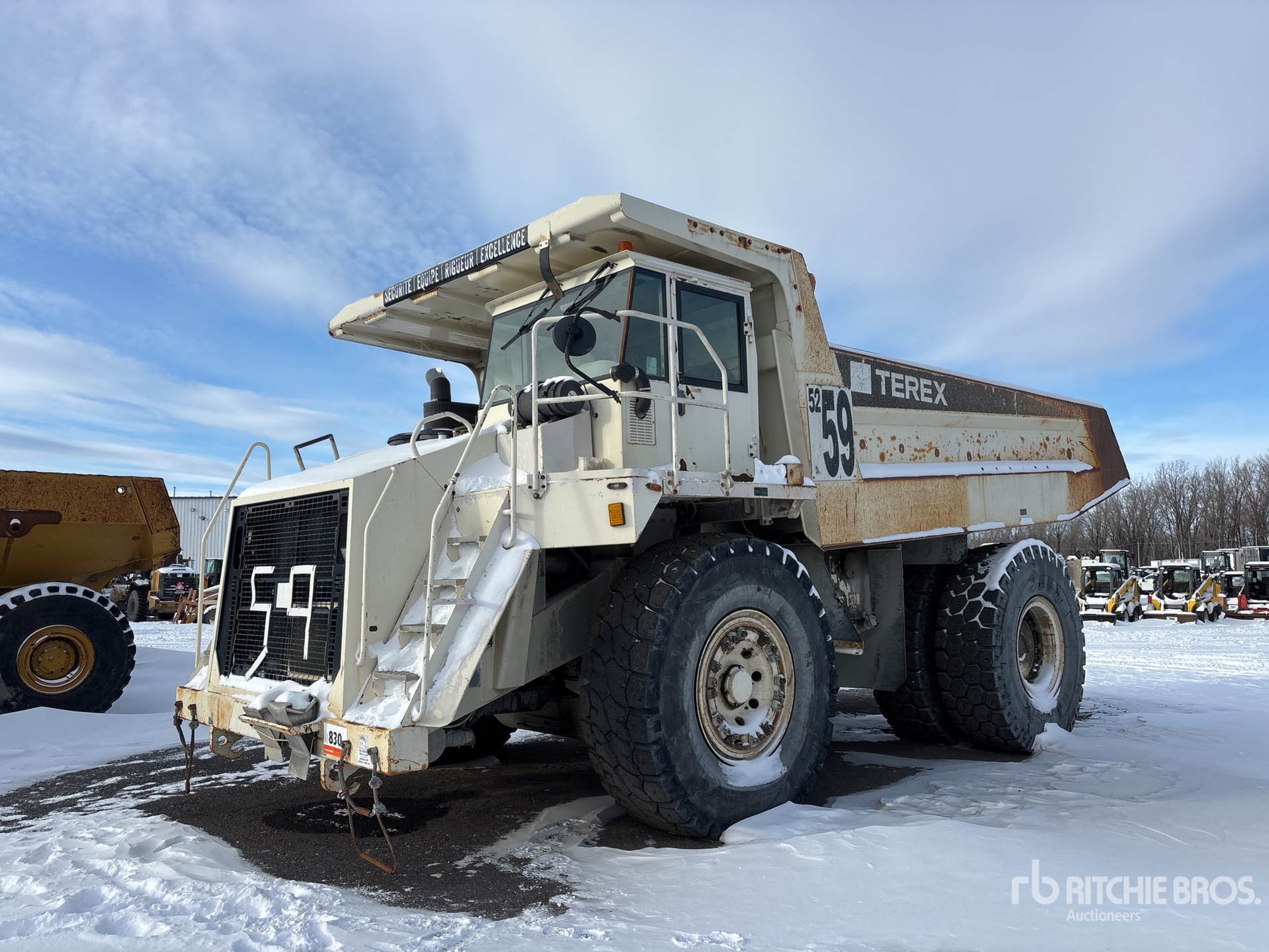 General Appearance with Image, coin avant gauche