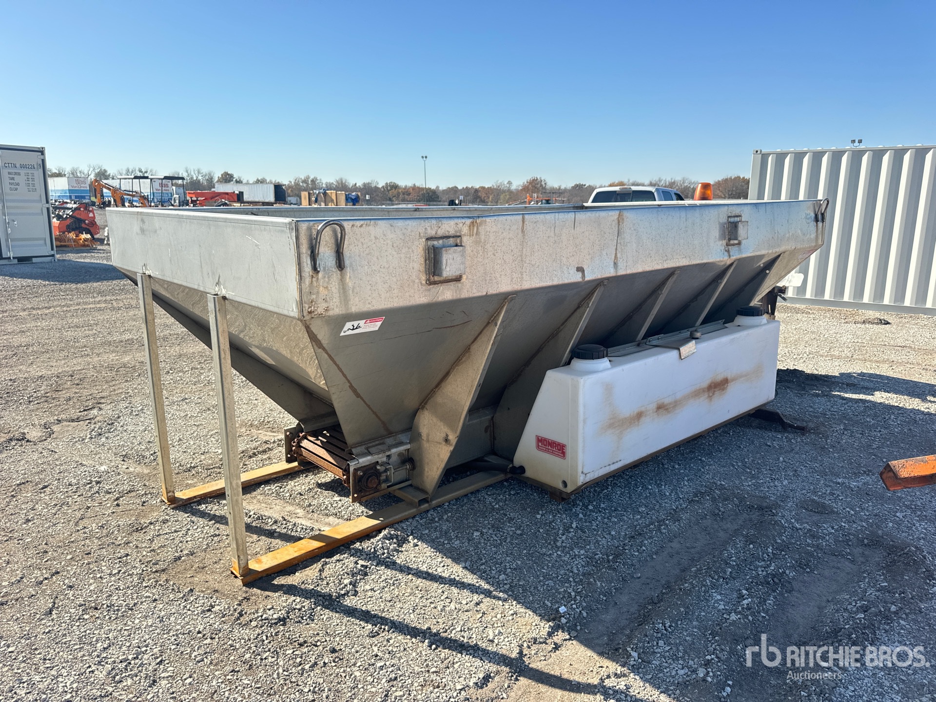 General Appearance with Bild, Ecke hinten rechts