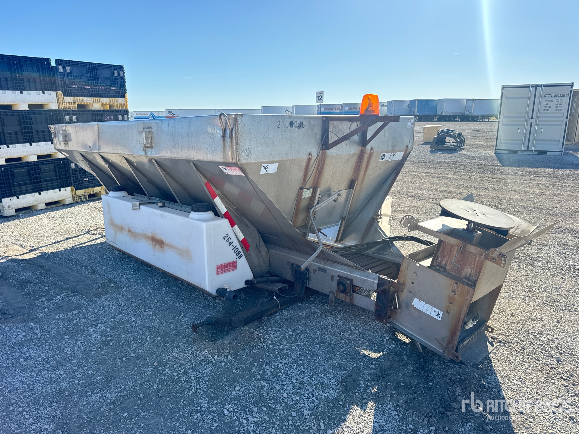 General Appearance with Bild, Ecke vorne rechts