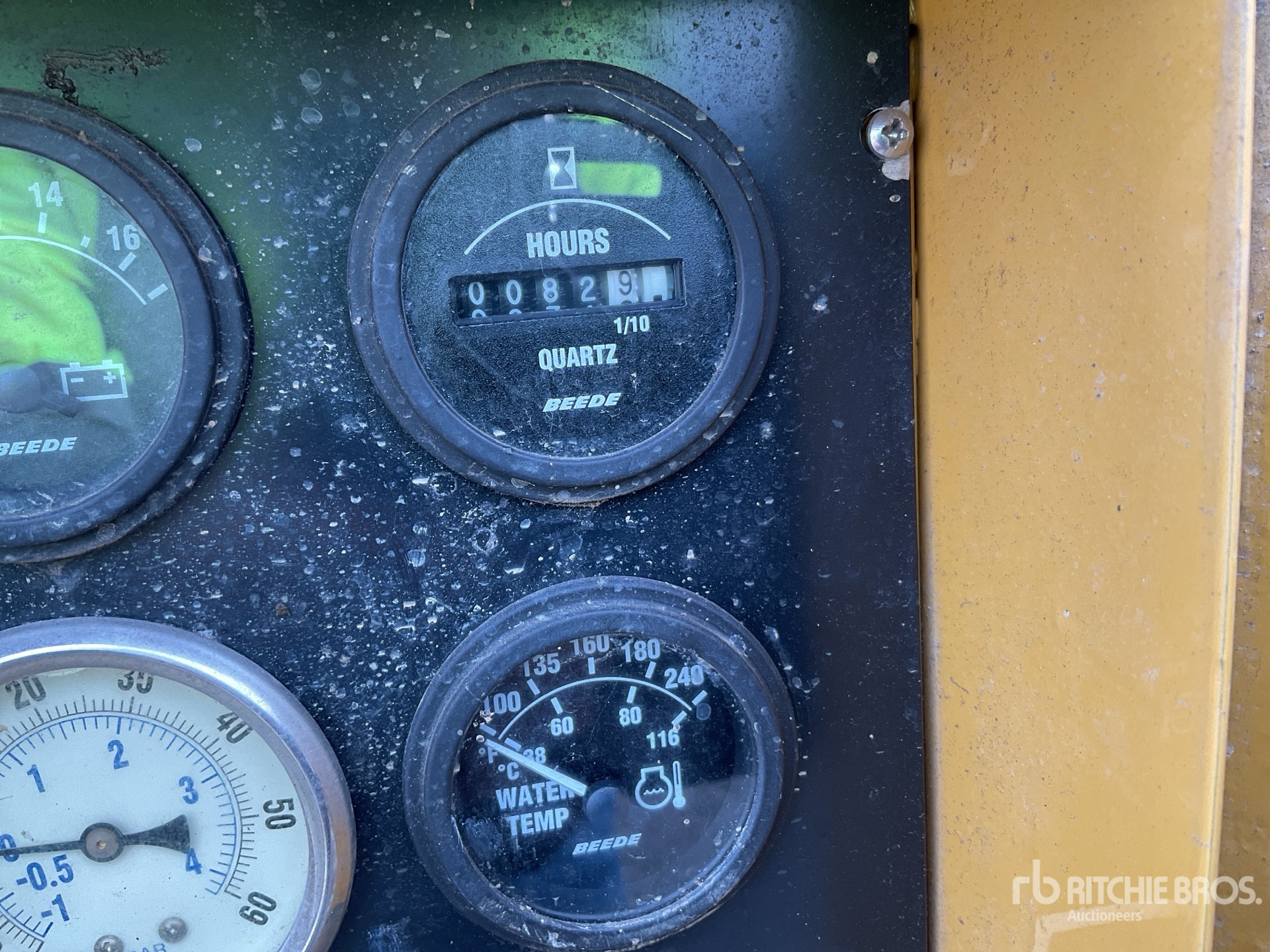 General Appearance with Hour Meter / Odometer