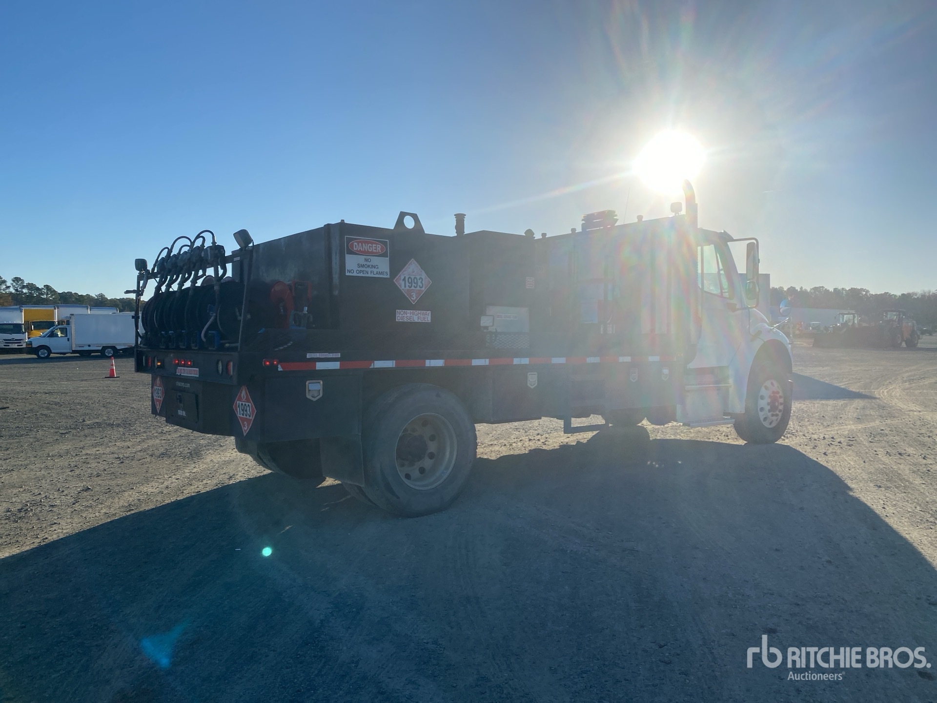 General Appearance with Bild, Ecke hinten rechts