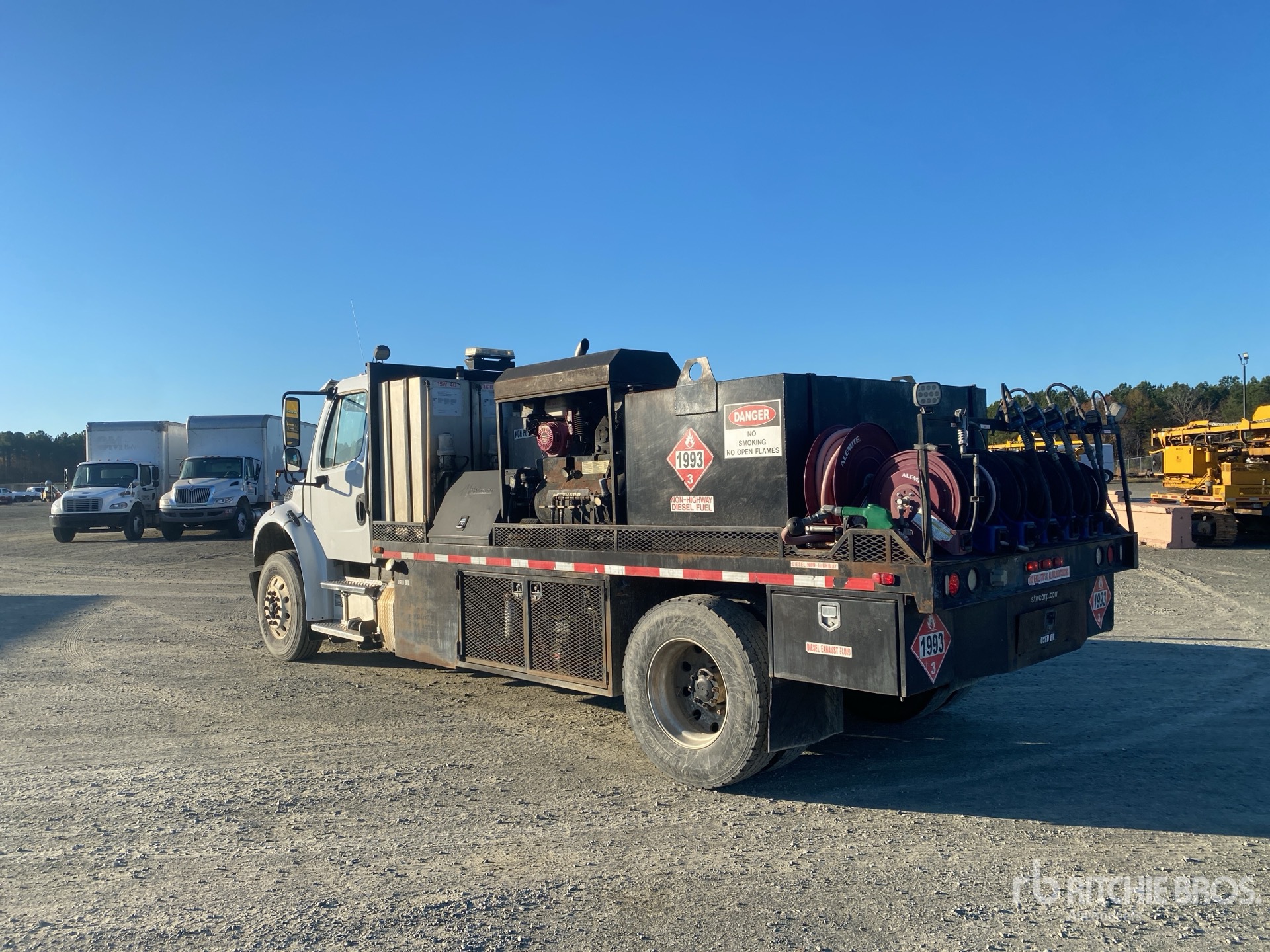 General Appearance with Bild, Ecke hinten links