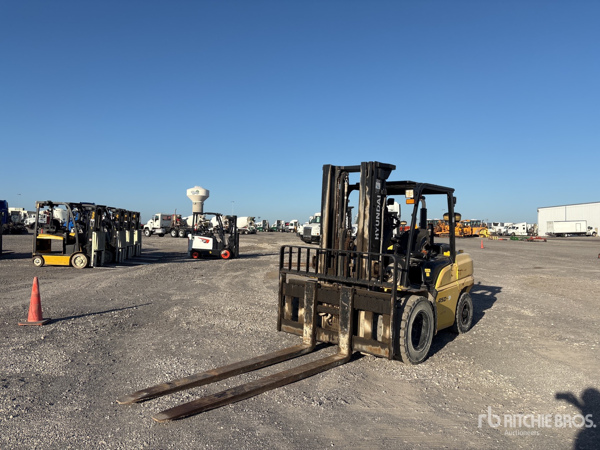 General Appearance with Featured Photo