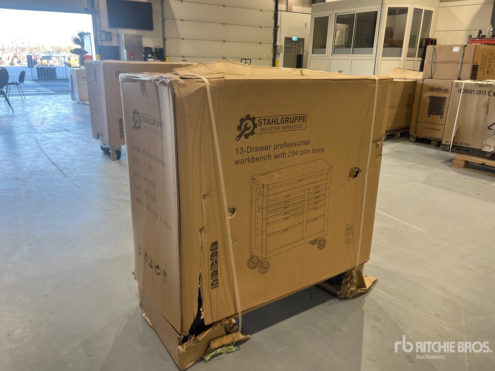 General Appearance with Picture, Left Front Corner