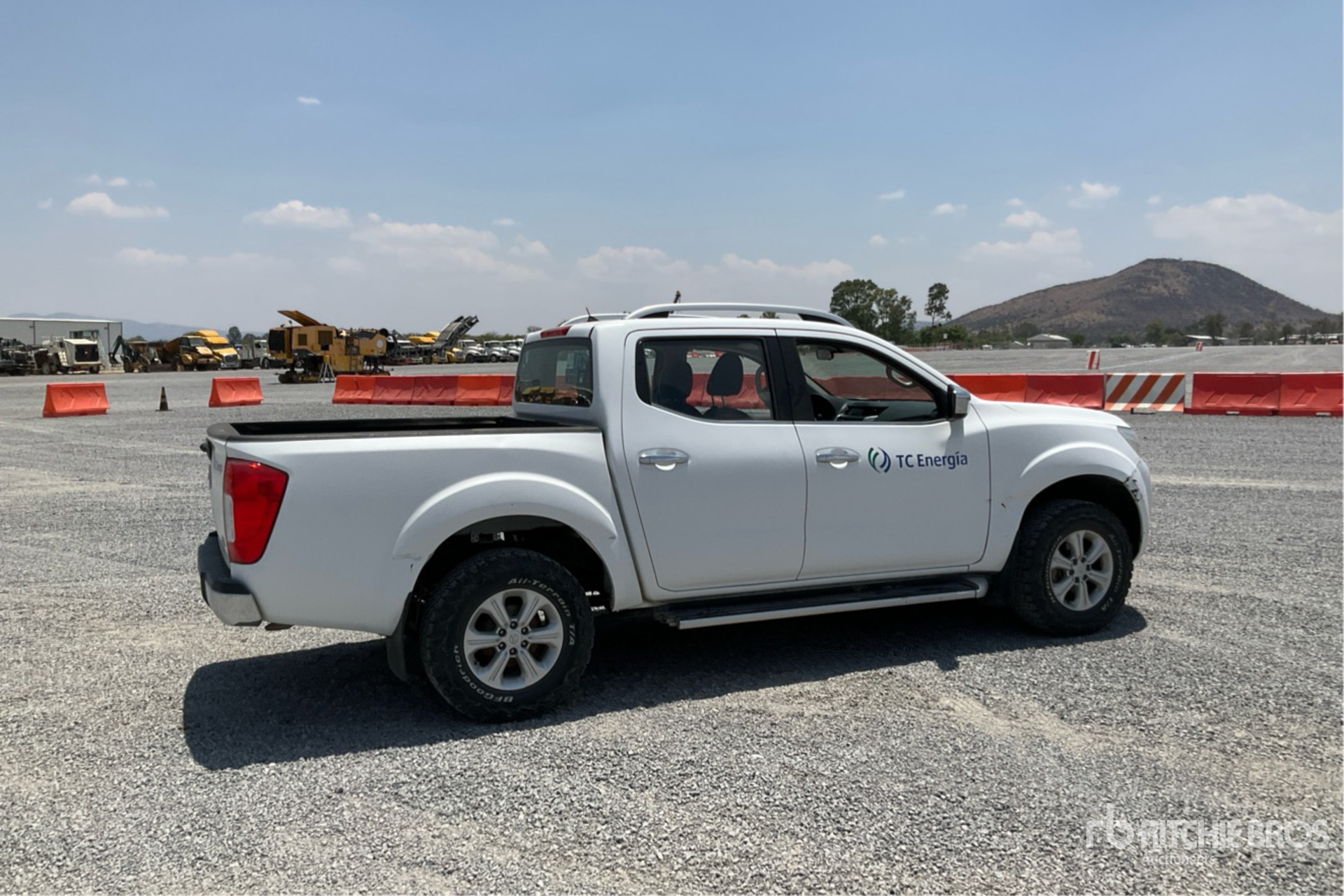 General Appearance with Bild, Ecke hinten rechts