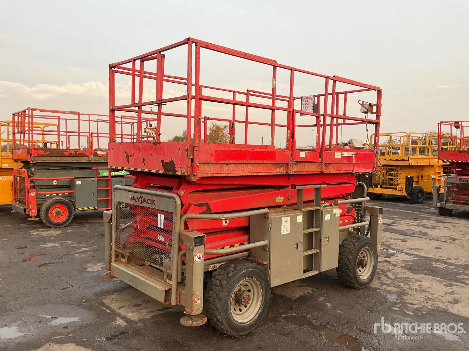 General Appearance with Bild, Ecke hinten rechts