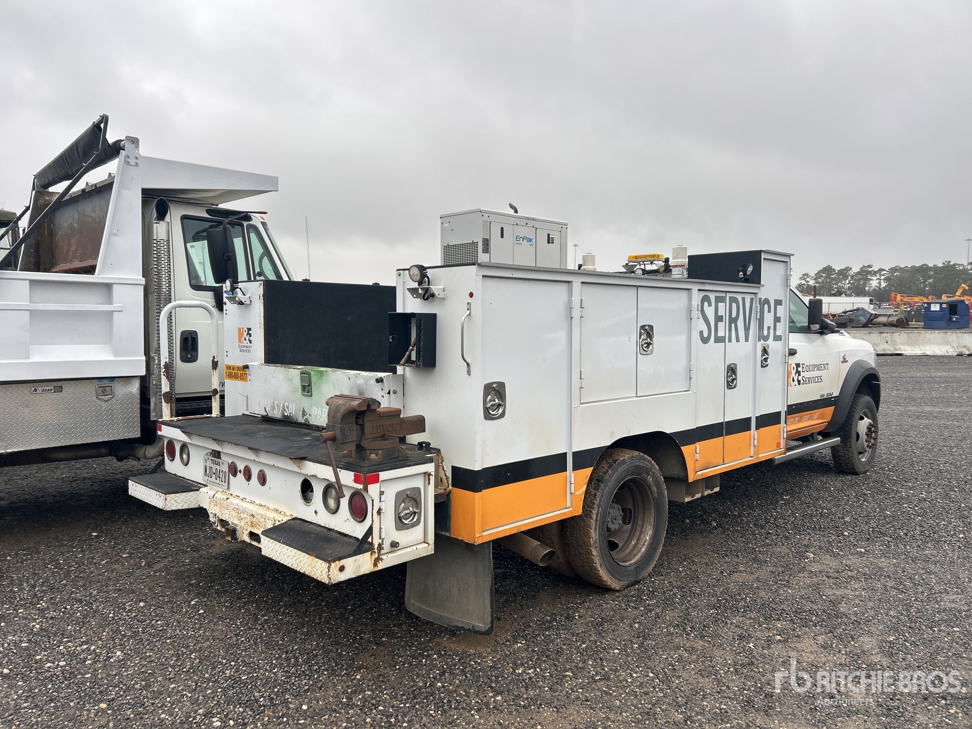 General Appearance with Image, coin arrière droit