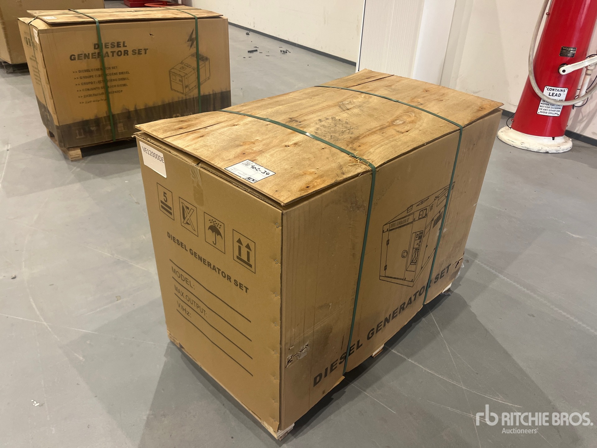 General Appearance with Picture, Left Front Corner