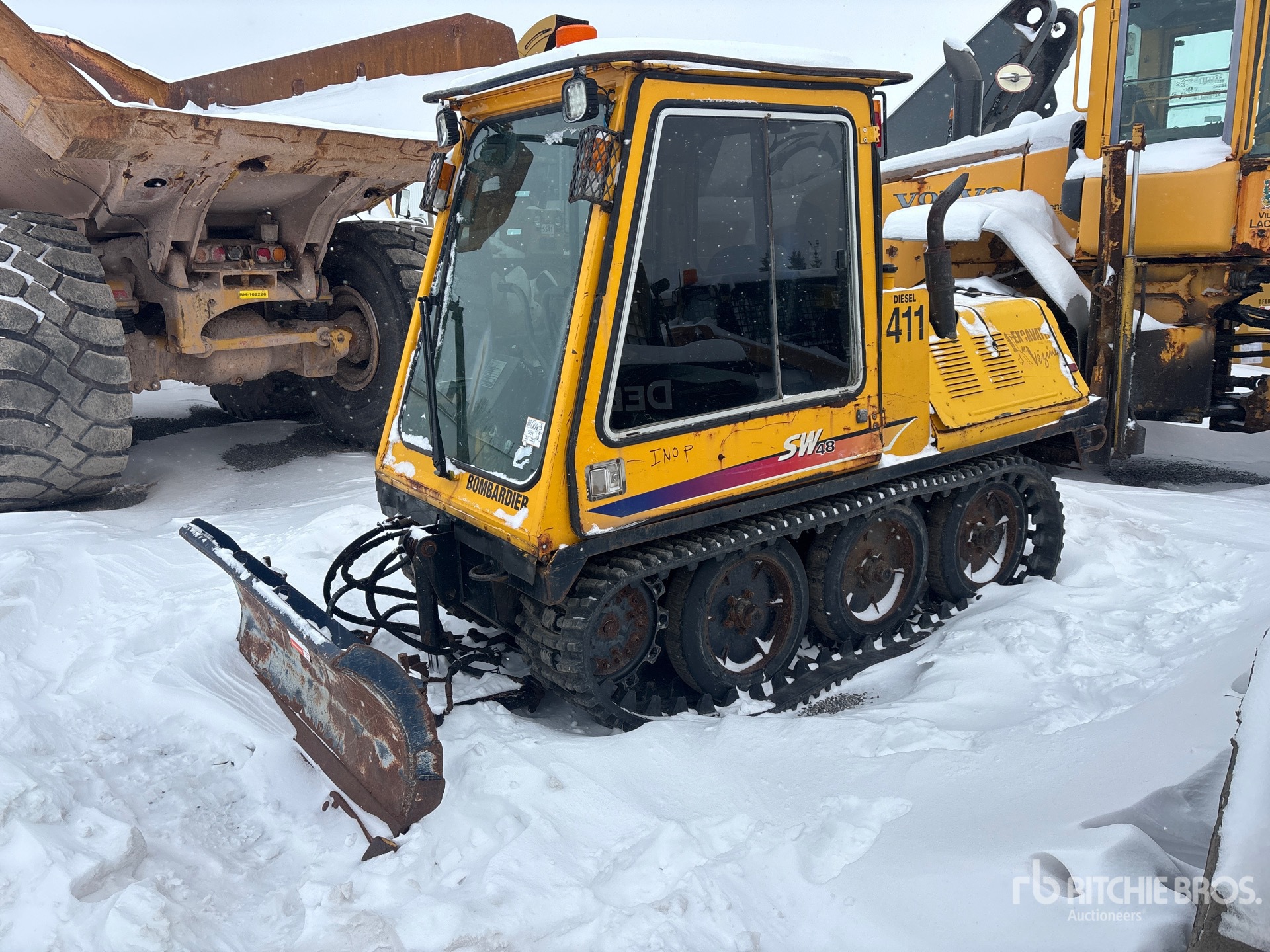 Aspect général with Image, coin avant gauche