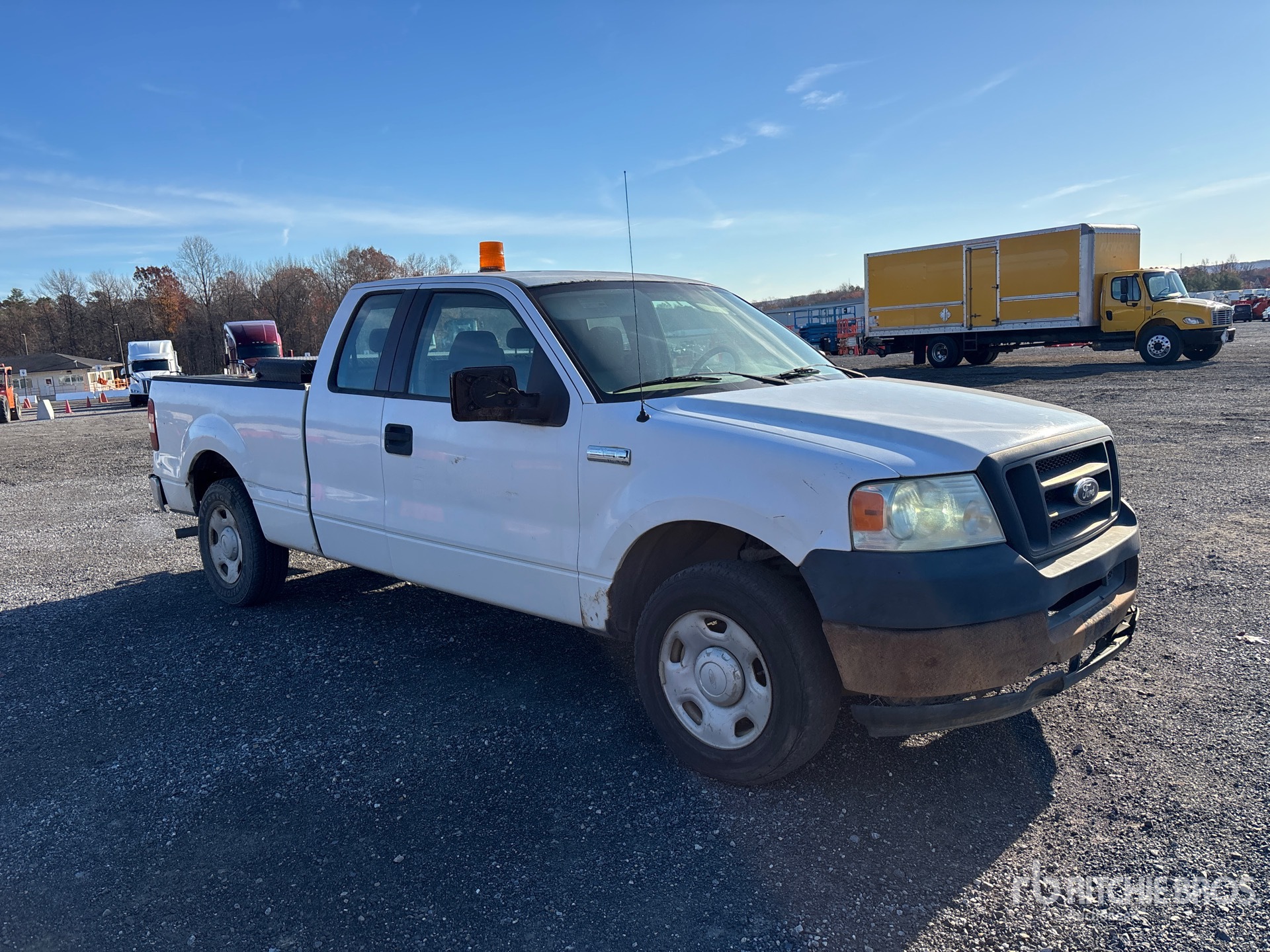 General Appearance with Foto, angolo anteriore destro