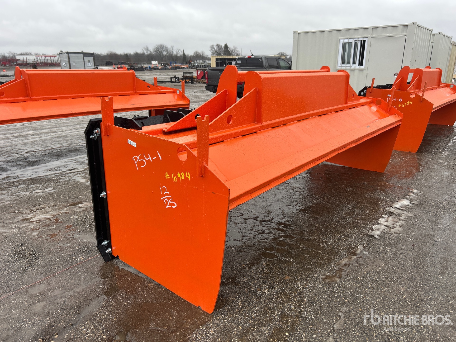 Aspect général with Image, coin arrière gauche