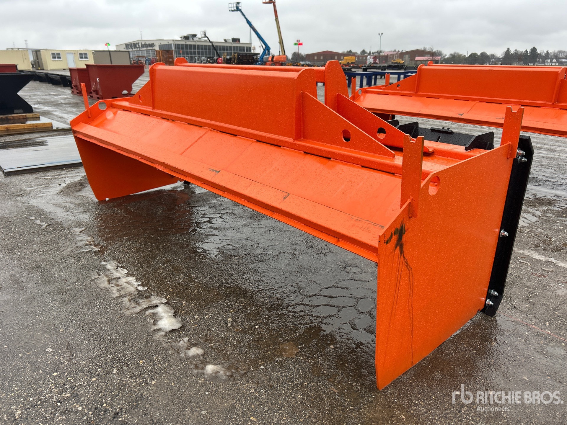 Aspect général with Image, coin arrière droit