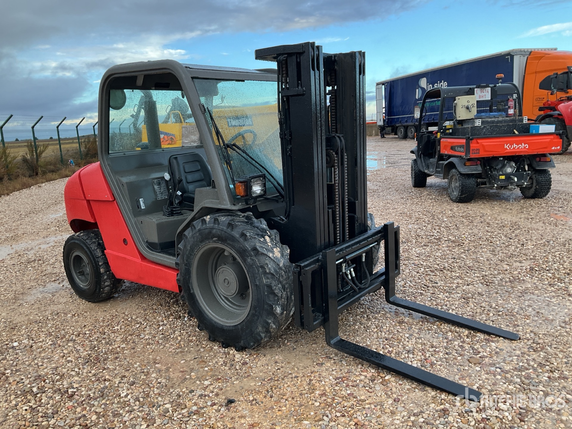 General Appearance with Picture, Right Front Corner