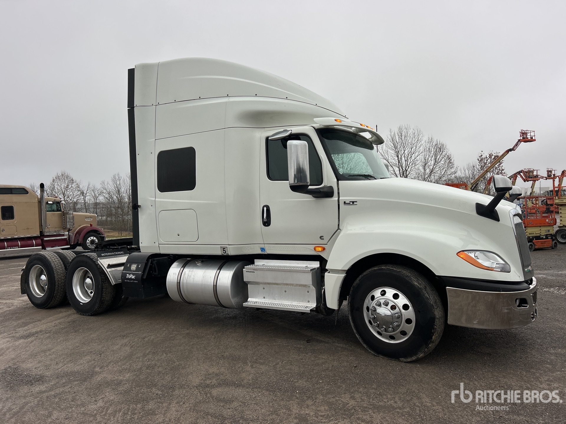 General Appearance with Image, coin avant droit