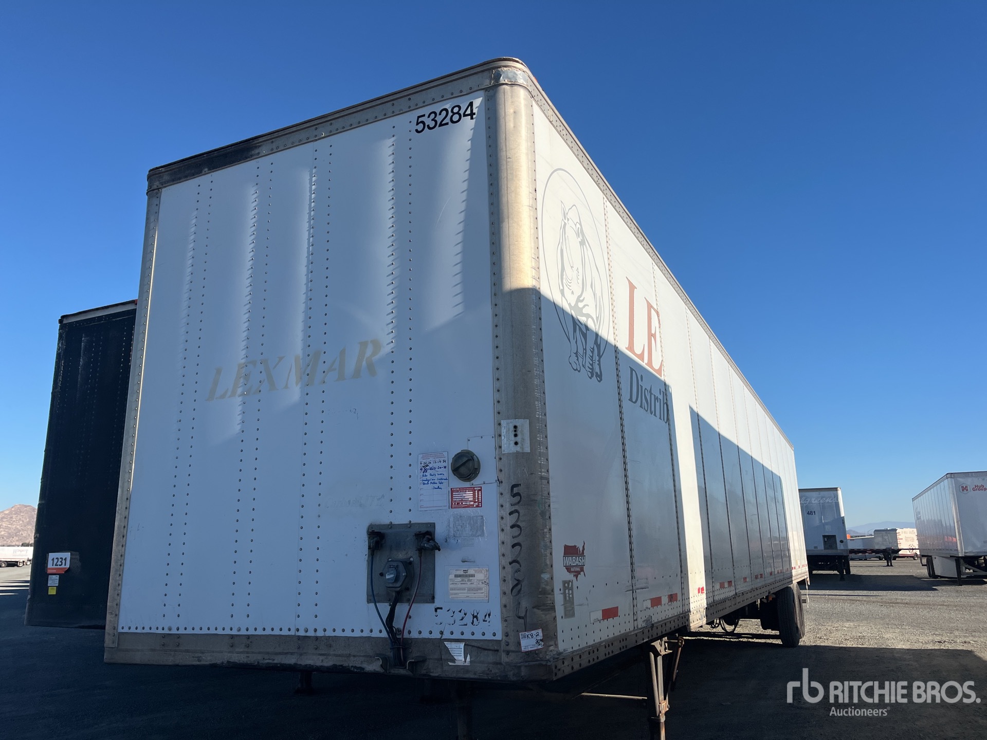 General Appearance with Foto, angolo anteriore sinistro