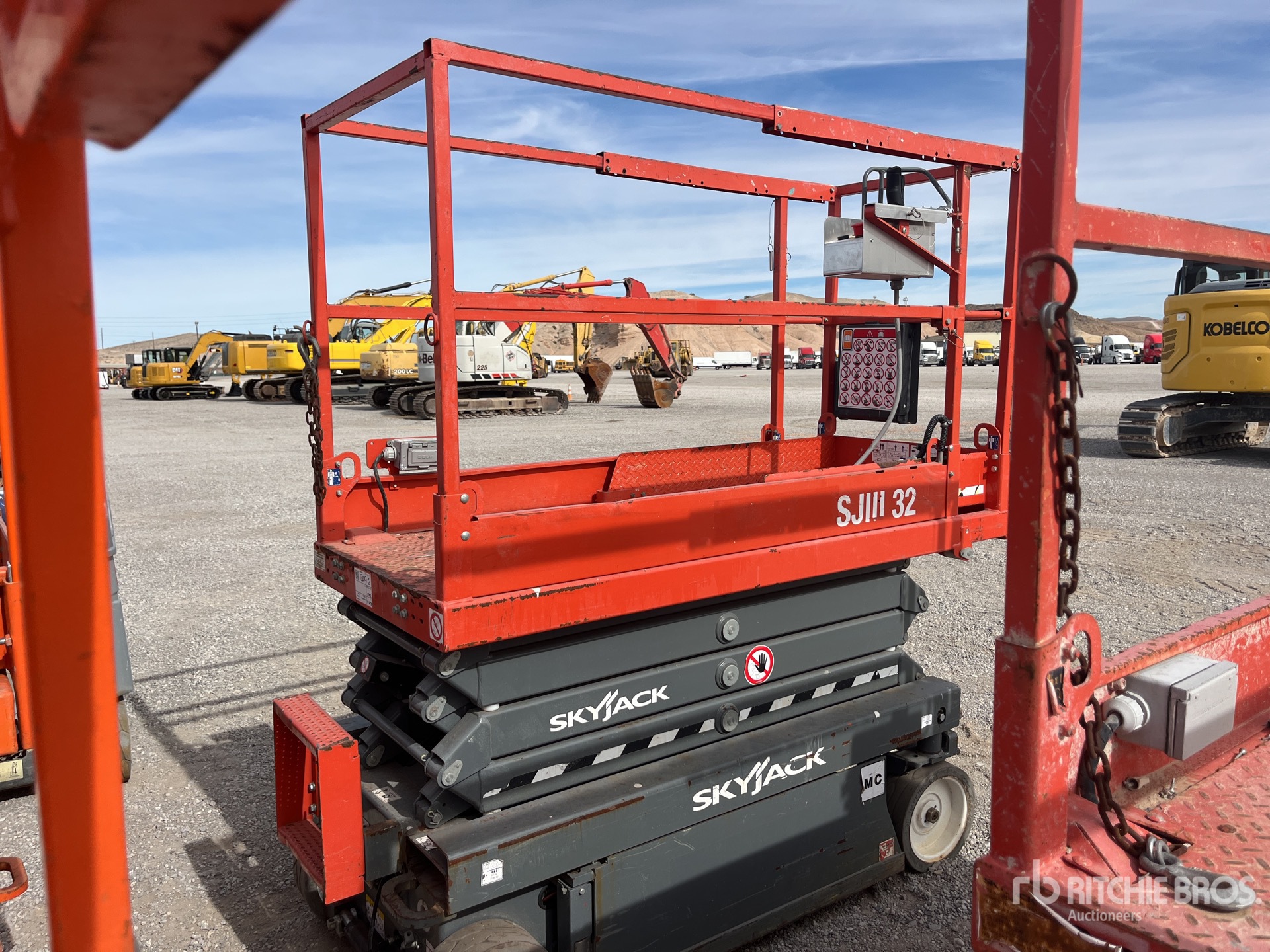 General Appearance with Bild, Ecke hinten rechts