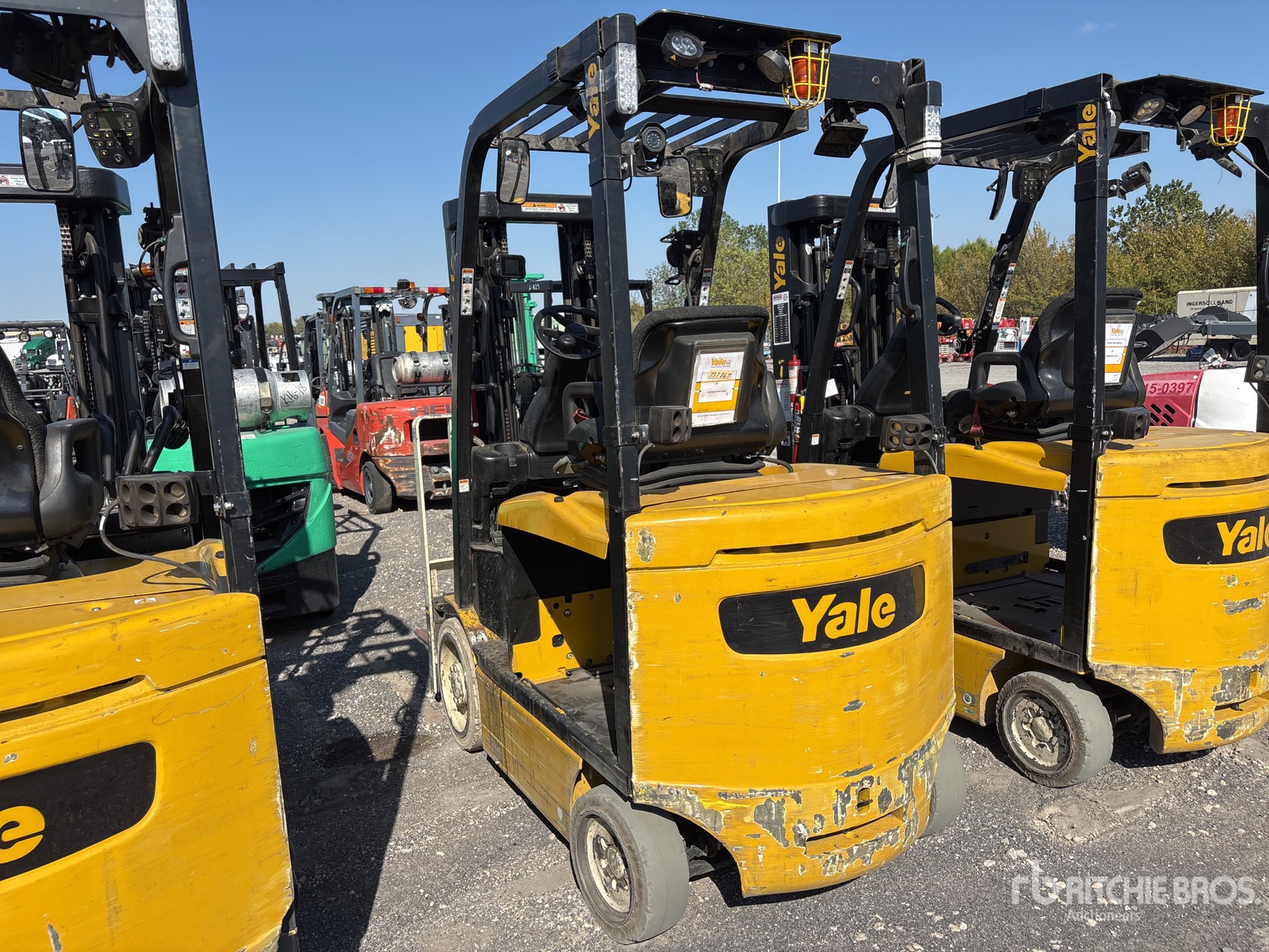 General Appearance with Bild, Ecke hinten links