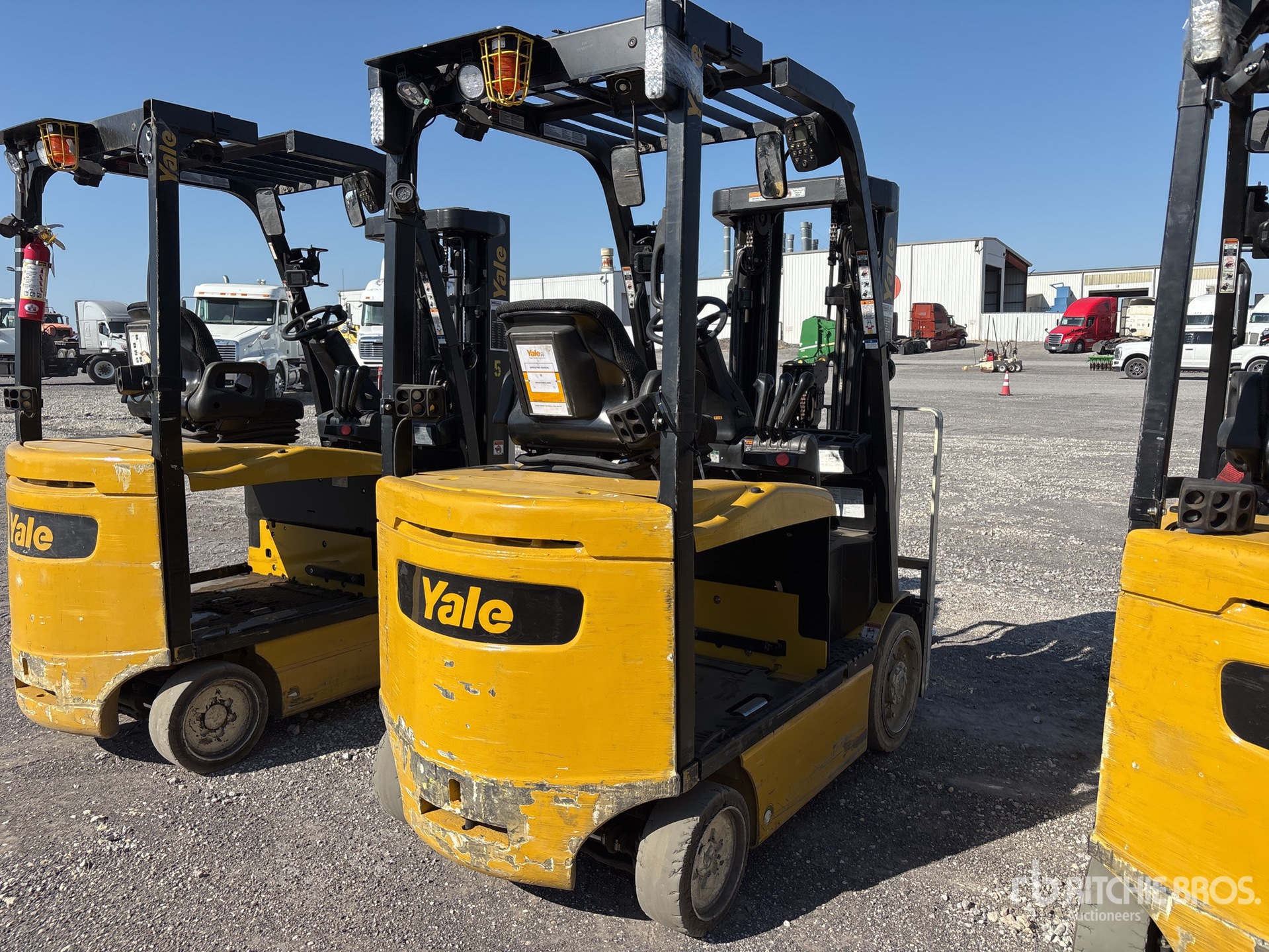 General Appearance with Bild, Ecke hinten rechts