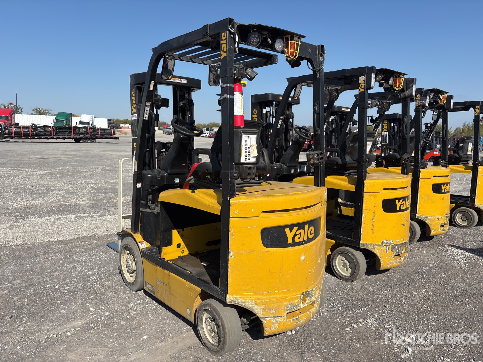 General Appearance with Bild, Ecke hinten links