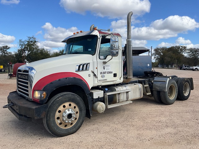 2011 Mack GU713 6x4 Heavy Haul T/A Day Cab Truck Tractor