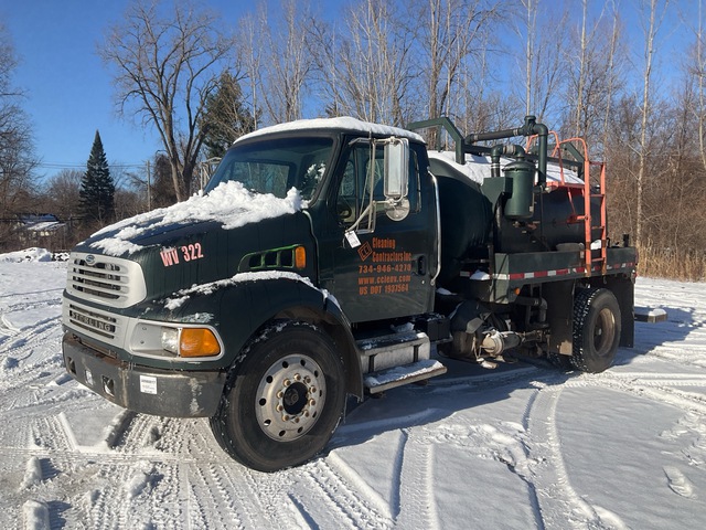 2004 Sterling 4x2 Vacuum Tanker Truck