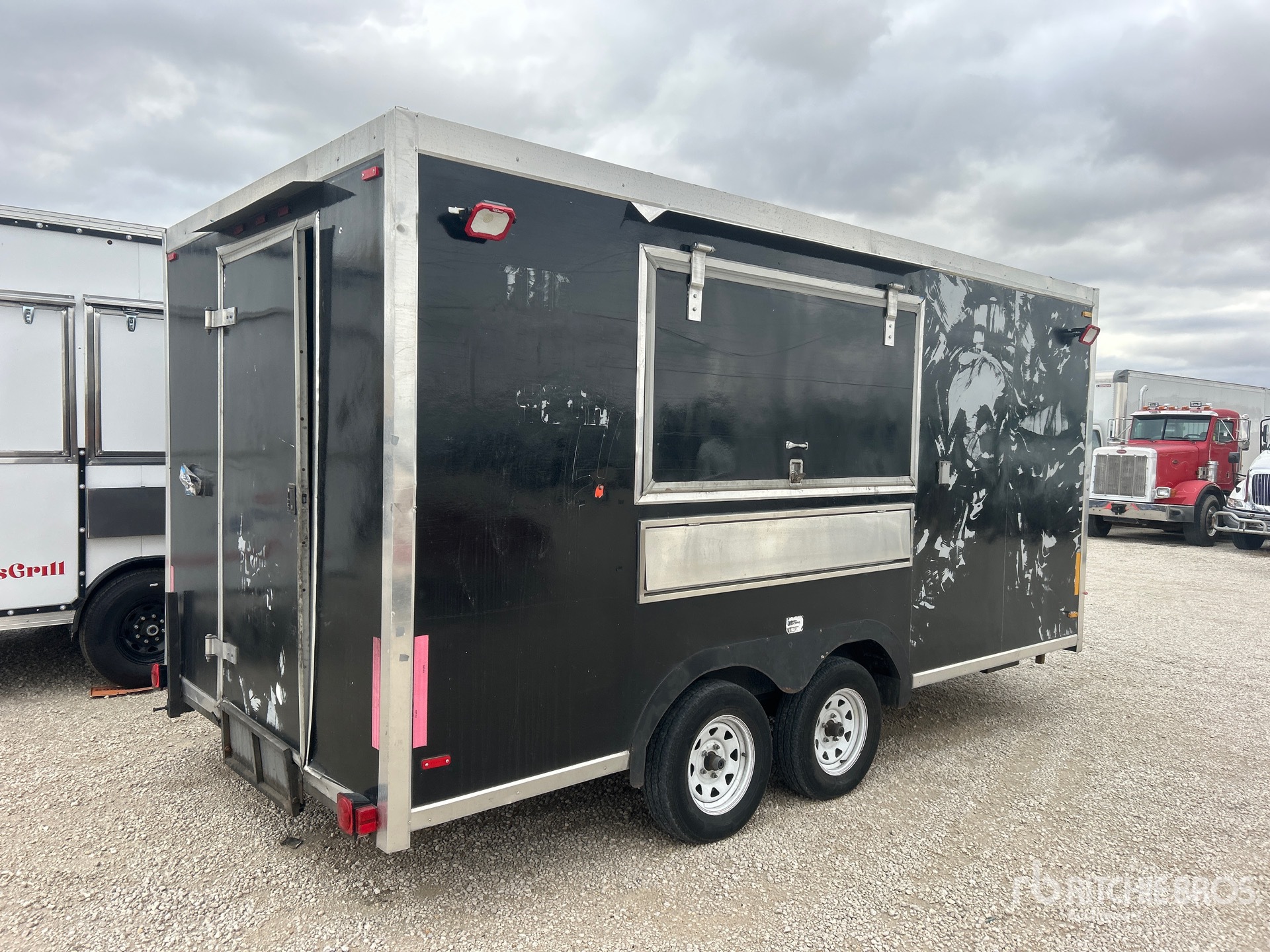 General Appearance with Bild, Ecke hinten rechts