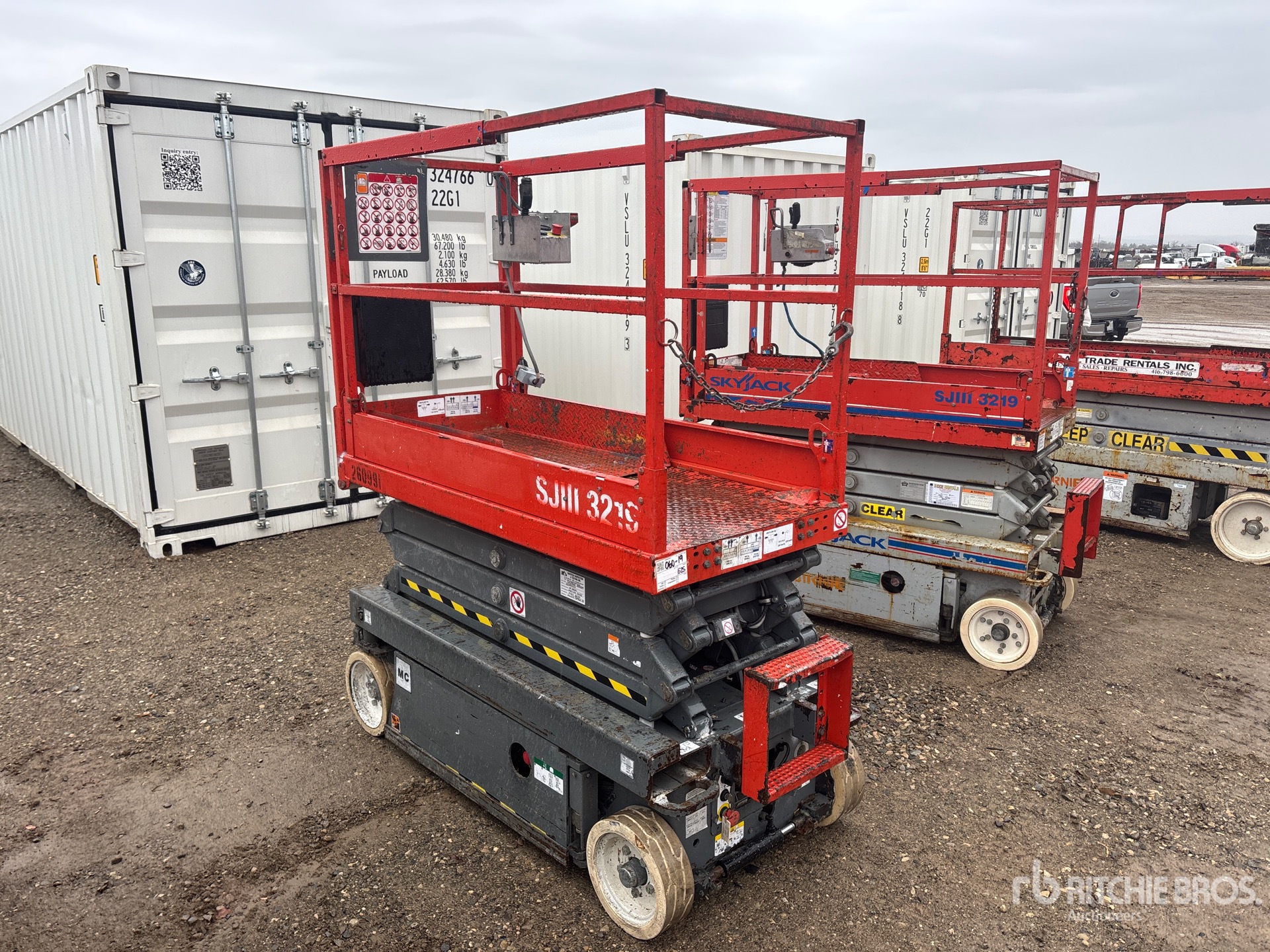 General Appearance with Picture, Right Front Corner