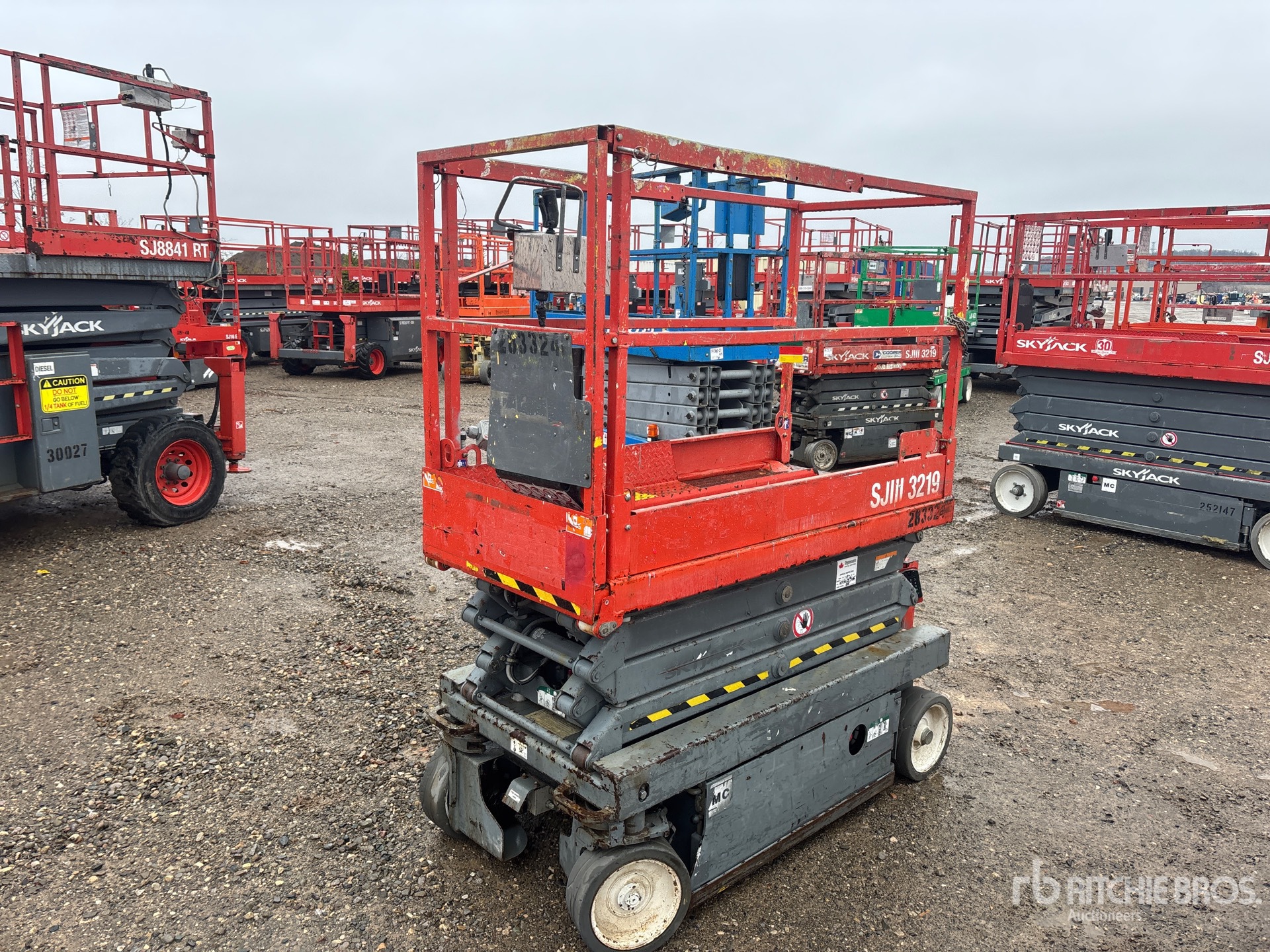 General Appearance with Picture, Right Rear Corner