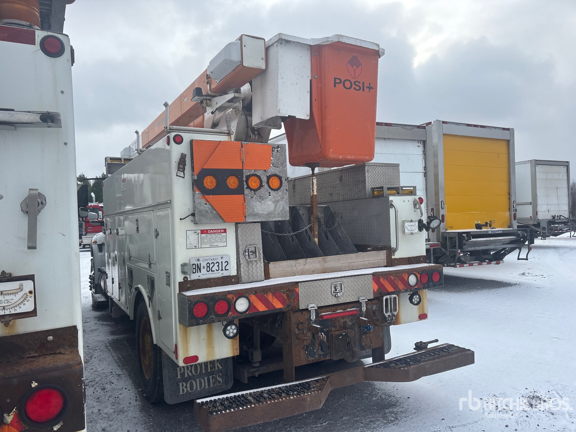 General Appearance with Imagen: esquina trasera izquierda