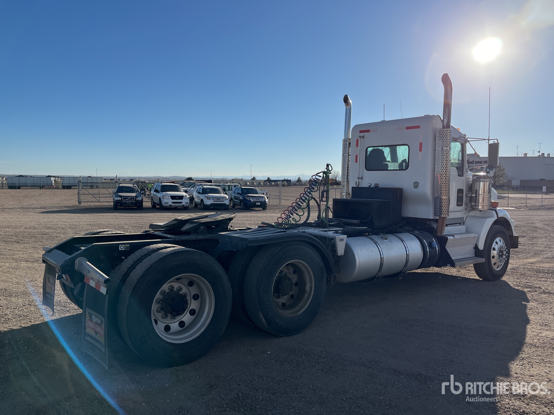 General Appearance with Imagen: esquina trasera derecha