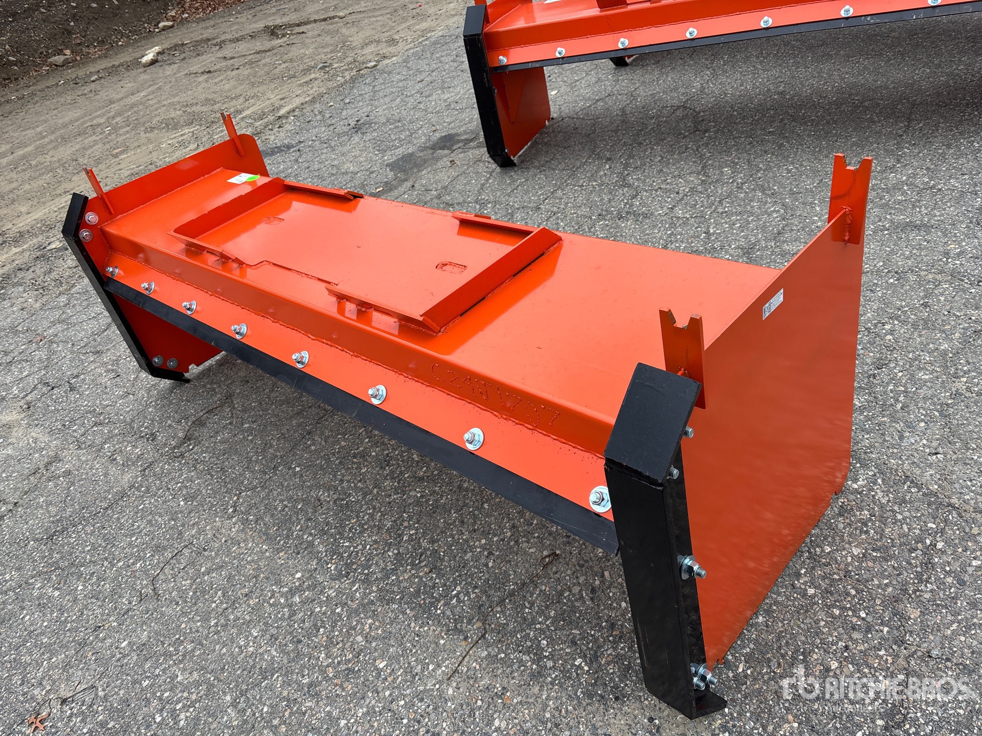 General Appearance with Imagen: esquina trasera derecha