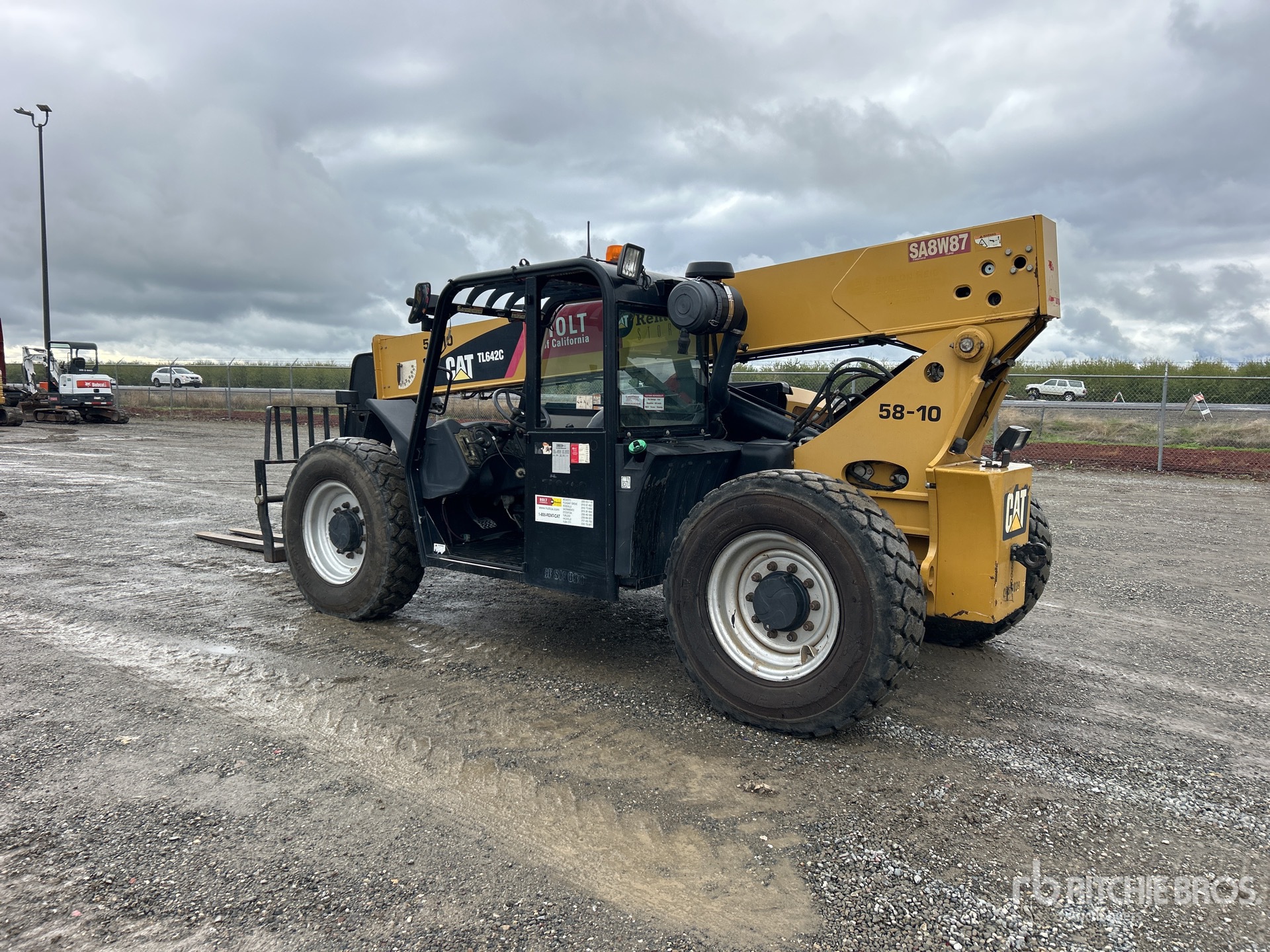 General Appearance with Picture, Left Rear Corner