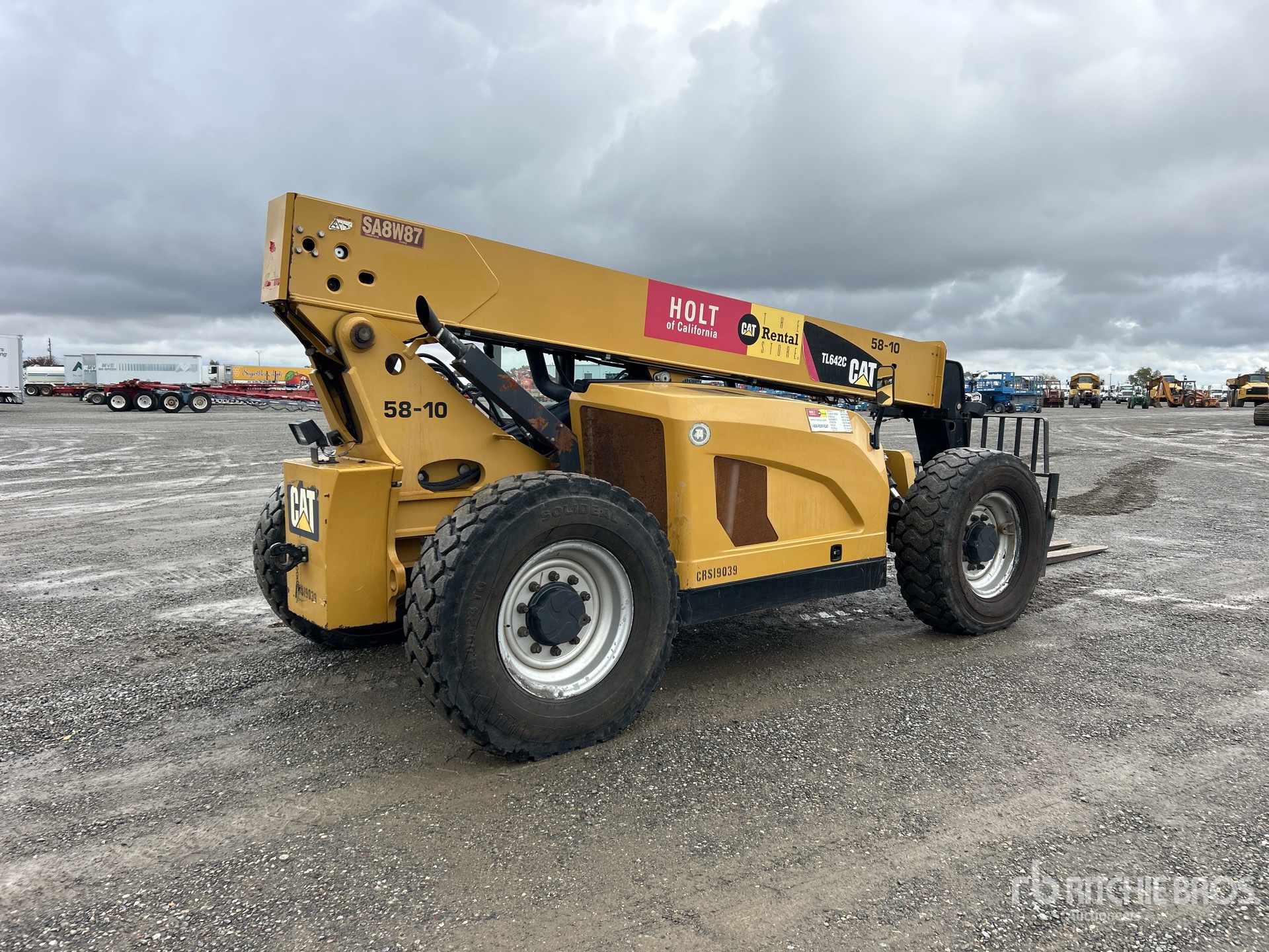 General Appearance with Picture, Right Rear Corner