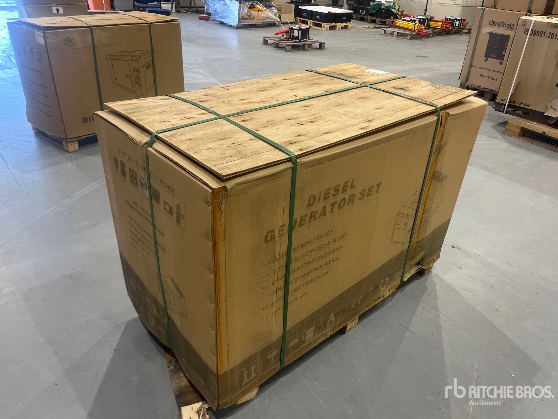 General Appearance with Picture, Left Front Corner