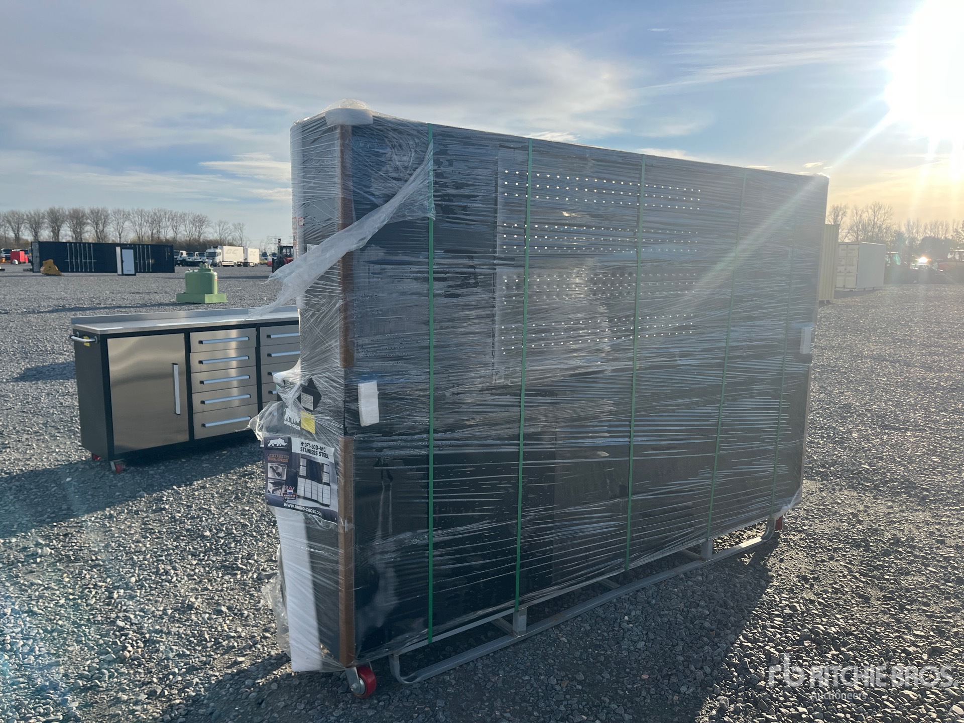 General Appearance with Picture, Left Rear Corner