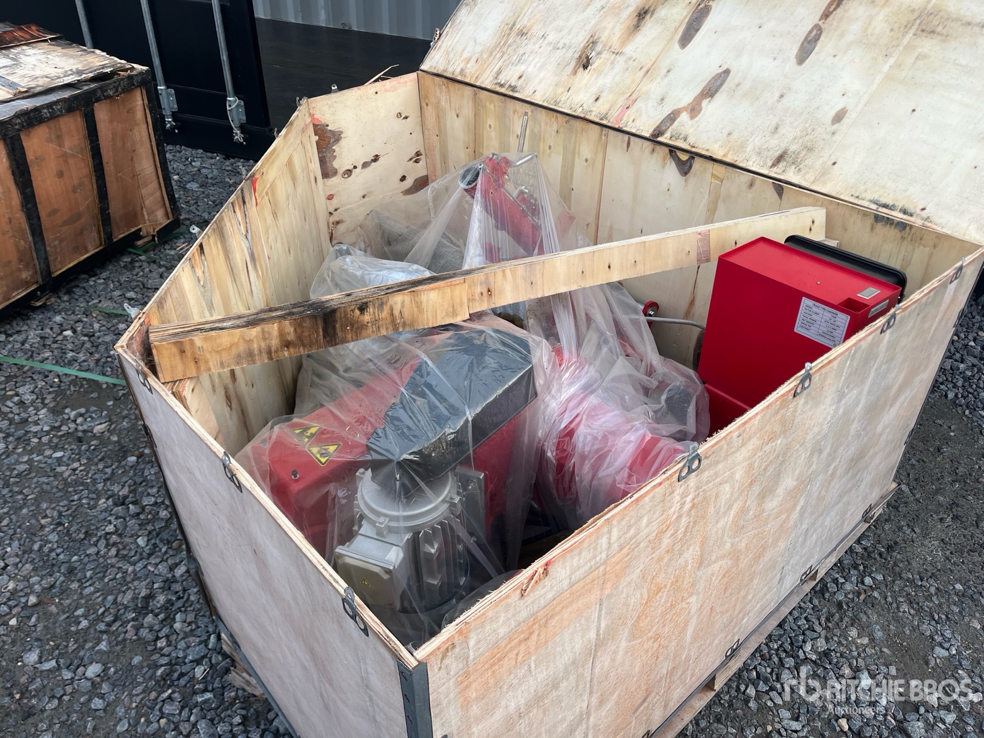 General Appearance with Image, coin avant gauche